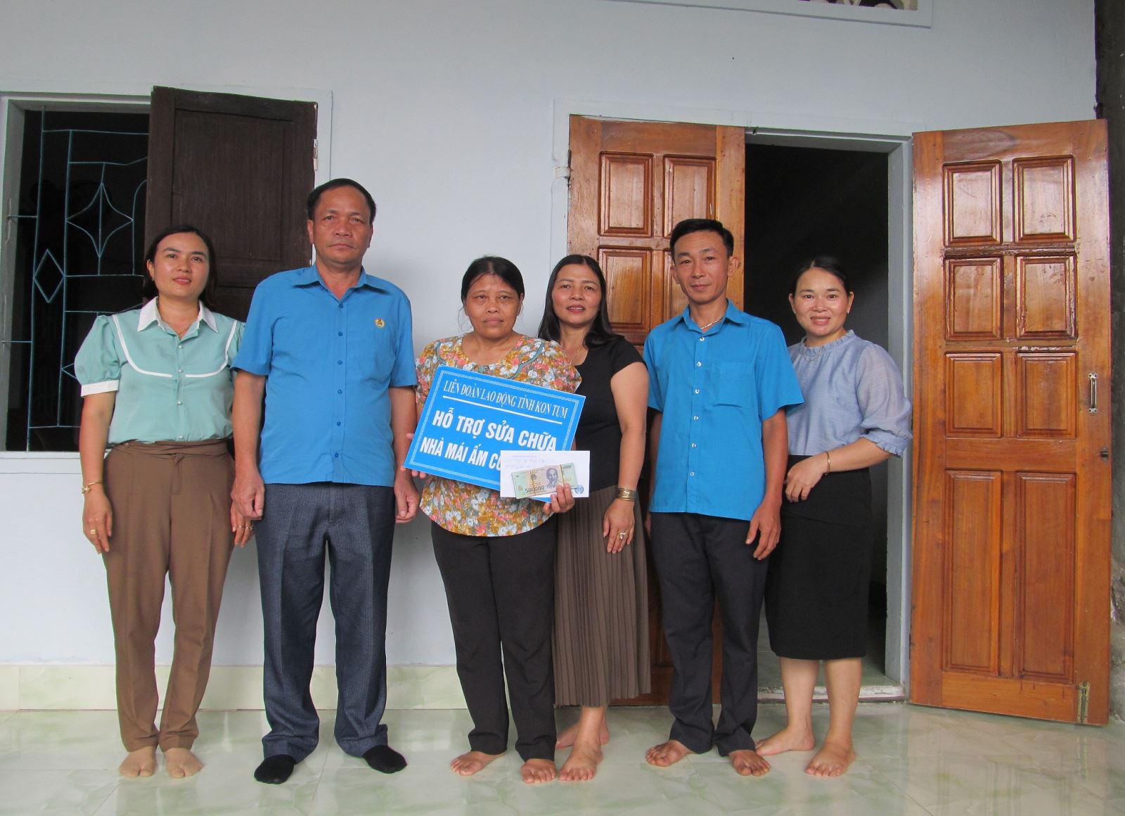 Nghiệm thu, bàn giao nhà “Mái ấm Công đoàn” cho đoàn viên huyện Kon Rẫy