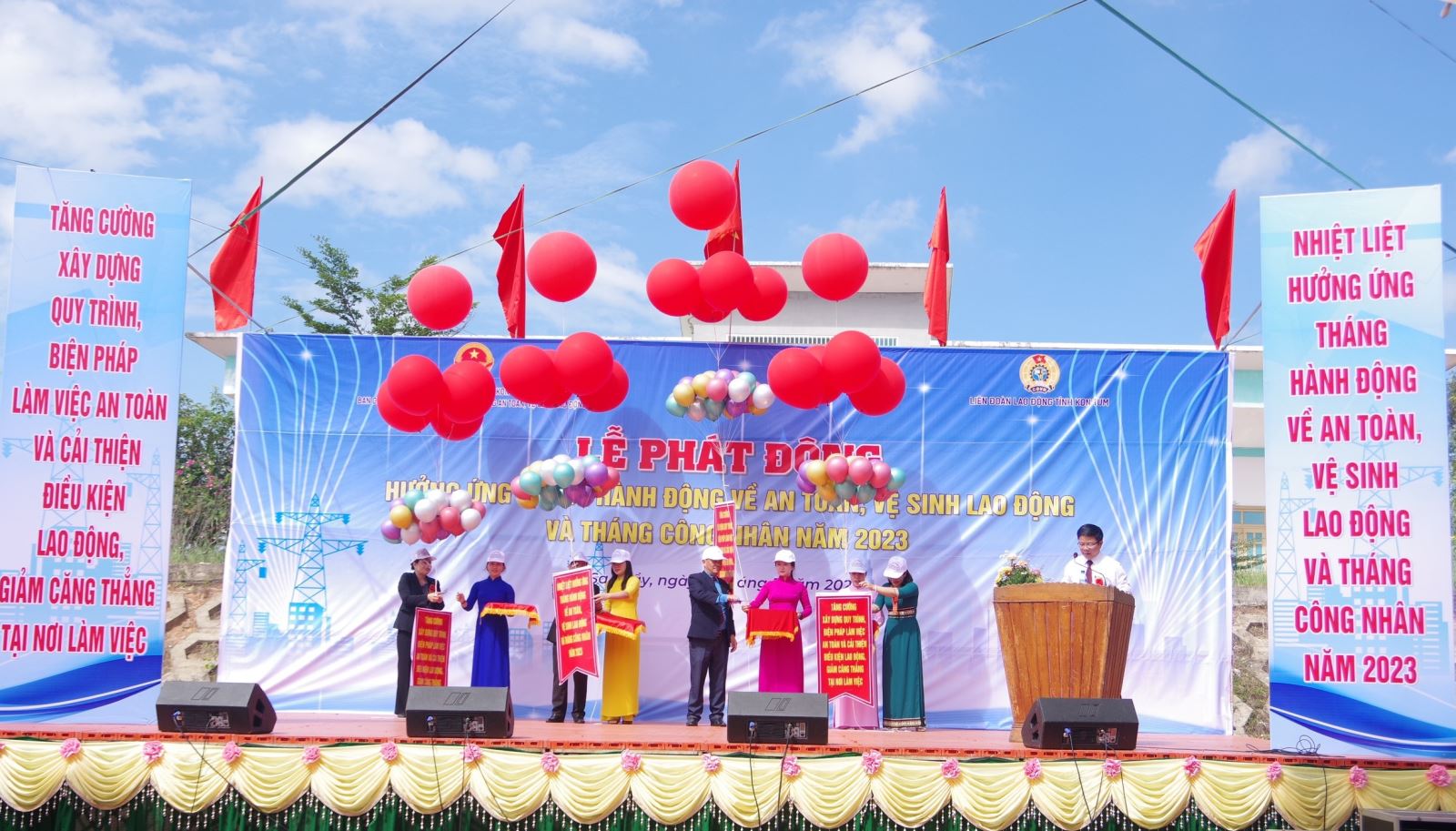 Lễ phát động hưởng ứng “Tháng hành động về An toàn vệ sinh lao động” và “Tháng Công nhân” năm 2023