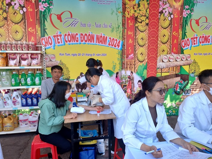 Công đoàn các cấp tỉnh Kon Tum cần tổ chức tốt các hoạt động kỷ niệm ngày Quốc tế Hạnh phúc 20/3 hàng năm