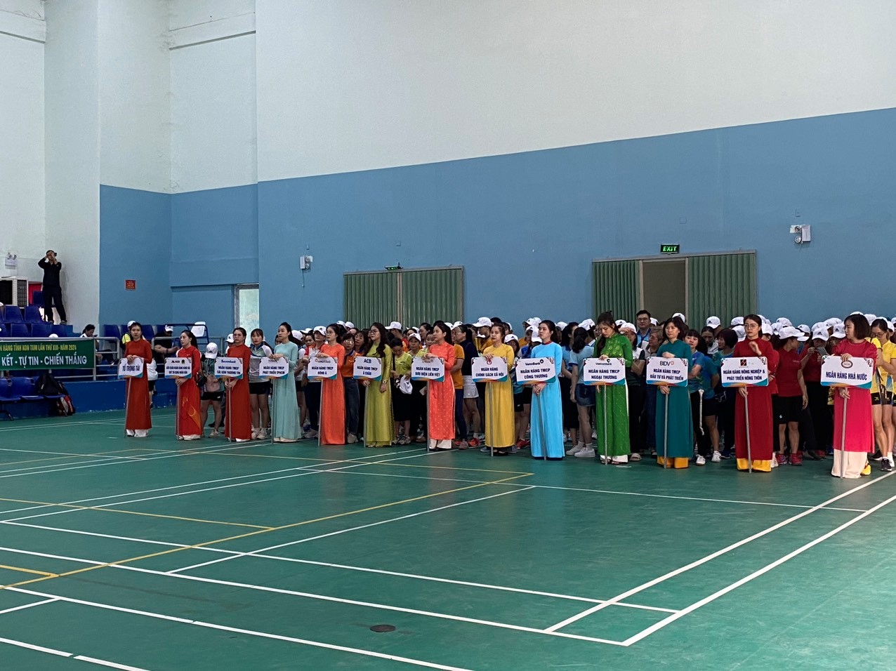 KHAI MẠC HỘI THAO CỤM CÔNG ĐOÀN CƠ SỞ  NGÀNH NGÂN HÀNG TỈNH KON TUM