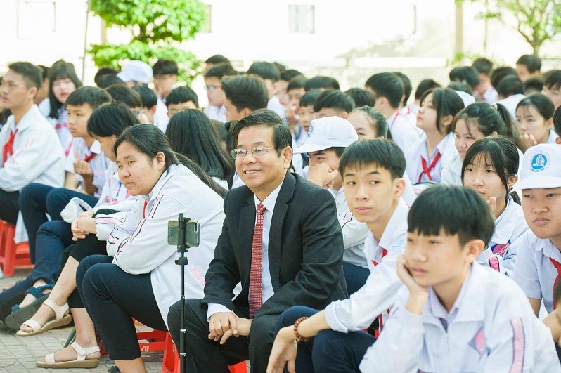 NGƯỜI ĐOÀN VIÊN CÔNG ĐOÀN CHÁY HẾT MÌNH VÌ CÔNG VIỆC
