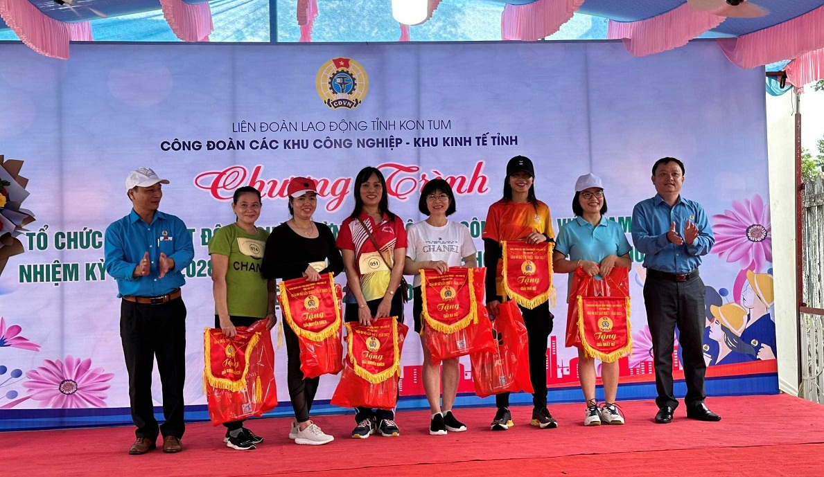 Công đoàn các Khu công nghiệp – Khu kinh tế tỉnh Kon Tum tổ chức chuỗi hoạt động chào mừng thành công Đại hội XI Công đoàn tỉnh hướng tới Đại hội XIII Công đoàn Việt Nam, nhiệm kỳ 2023 – 2028 và kỷ niệm Ngày Phụ nữ Việt Nam 20/10