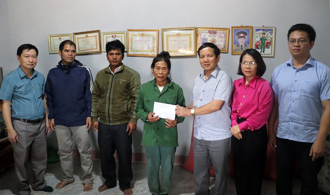 Công đoàn cơ sở Ban Tuyên giáo Tỉnh uỷ tổ chức các hoạt động kỷ niệm 77 năm Ngày Thương binh, liệt sĩ 27/7