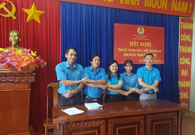 Khối thi đua Liên đoàn Lao động huyện tổ chức Hội nghị tổng kết giao ước thi đua năm 2020.