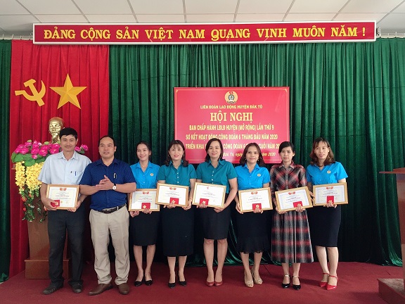 Hội nghị BCH Liên đoàn Lao động huyện Đăk Tô lần thứ IX, nhiệm kỳ 2018-2023.