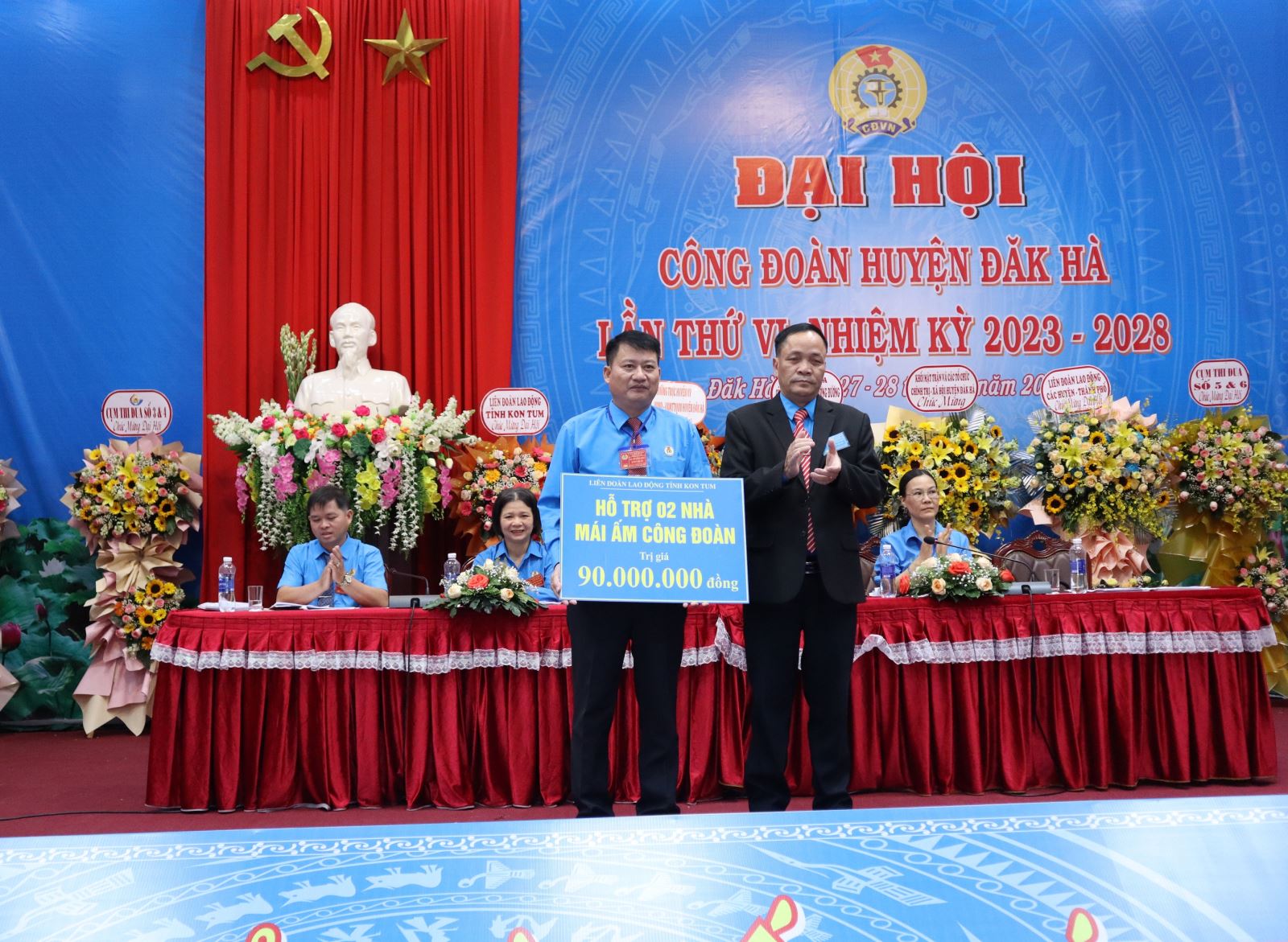 ĐẠI HỘI CÔNG ĐOÀN HUYỆN ĐẮK HÀ LẦN THỨ VI (2023-2028) “Đổi mới, dân chủ, đoàn kết, phát triển” vì quyền và lợi ích của đoàn viên, người lao động!