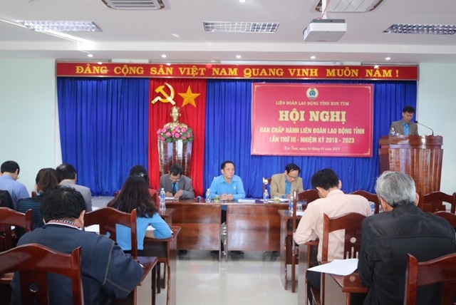 Những khó khăn trong công tác thu kinh phí công đoàn đối với doanh nghiệp chưa có tổ chức công đoàn hiện nay