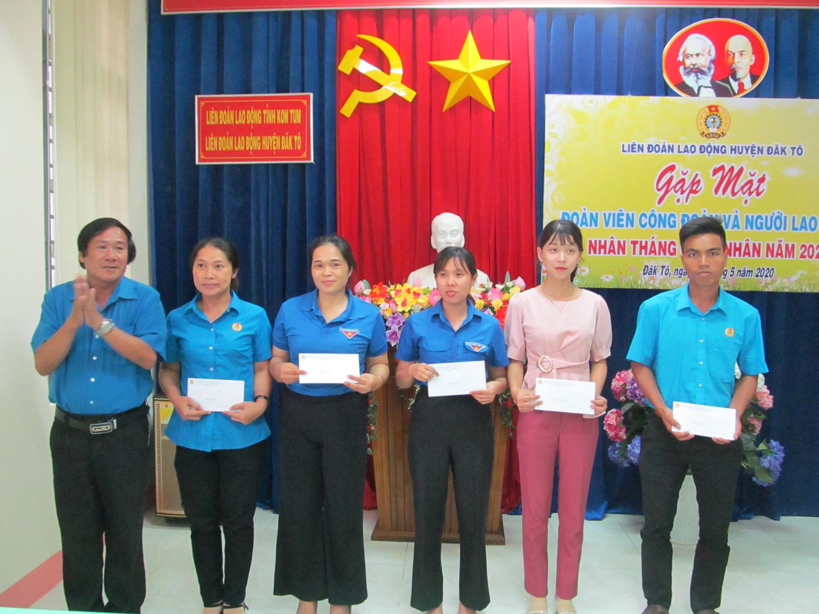 Liên đoàn Lao động huyện Đăk Tô tổ chức gặp mặt đoàn viên, người lao động nhân “Tháng công nhân” năm 2020
