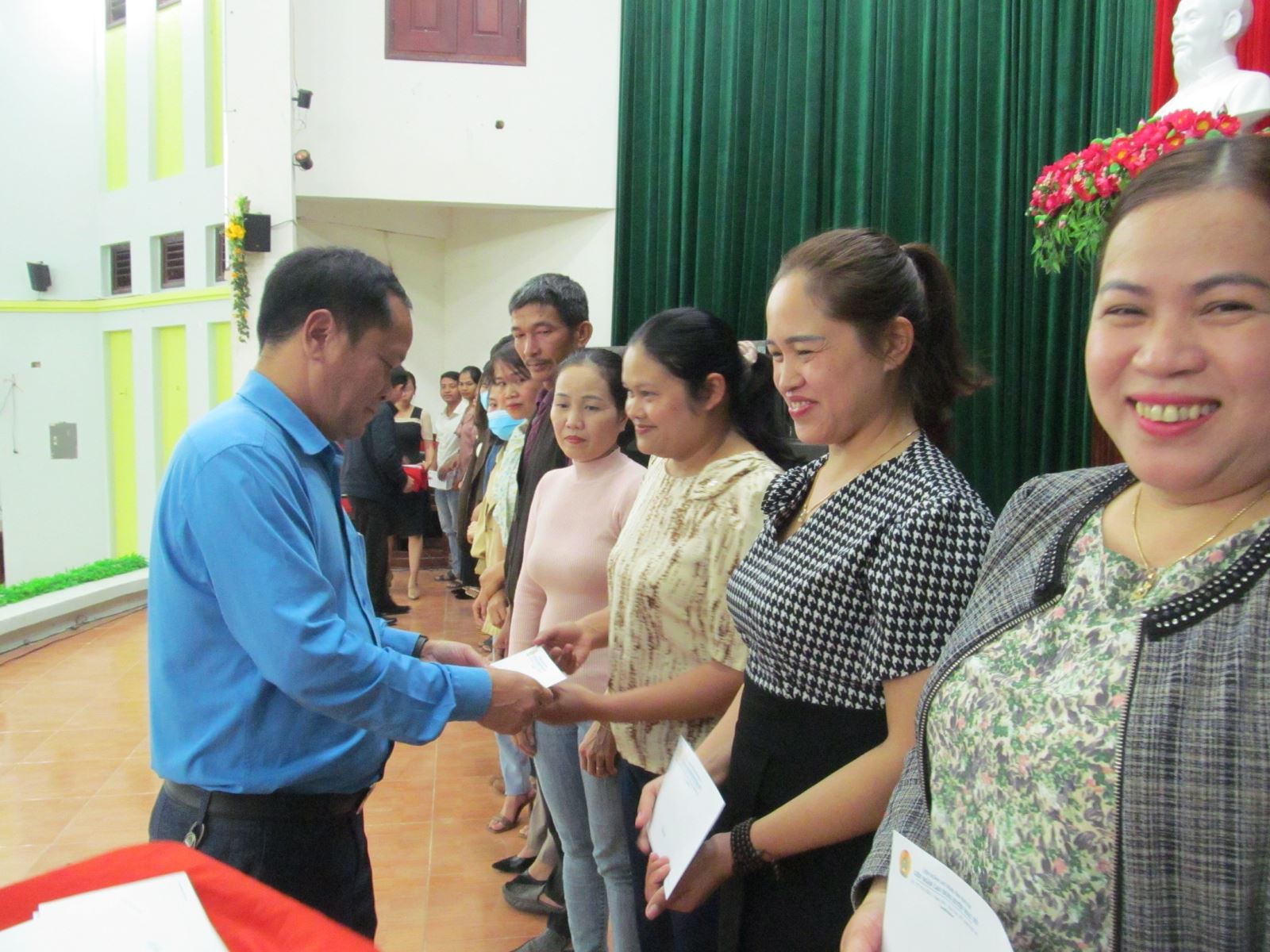 Liên đoàn Lao động huyện Ngọc Hồi tổ chức “Tết Sum vầy – Xuân gắn kết” cho đoàn viên, người lao động nhân dịp Tết Nguyên đán Quý Mão 2023