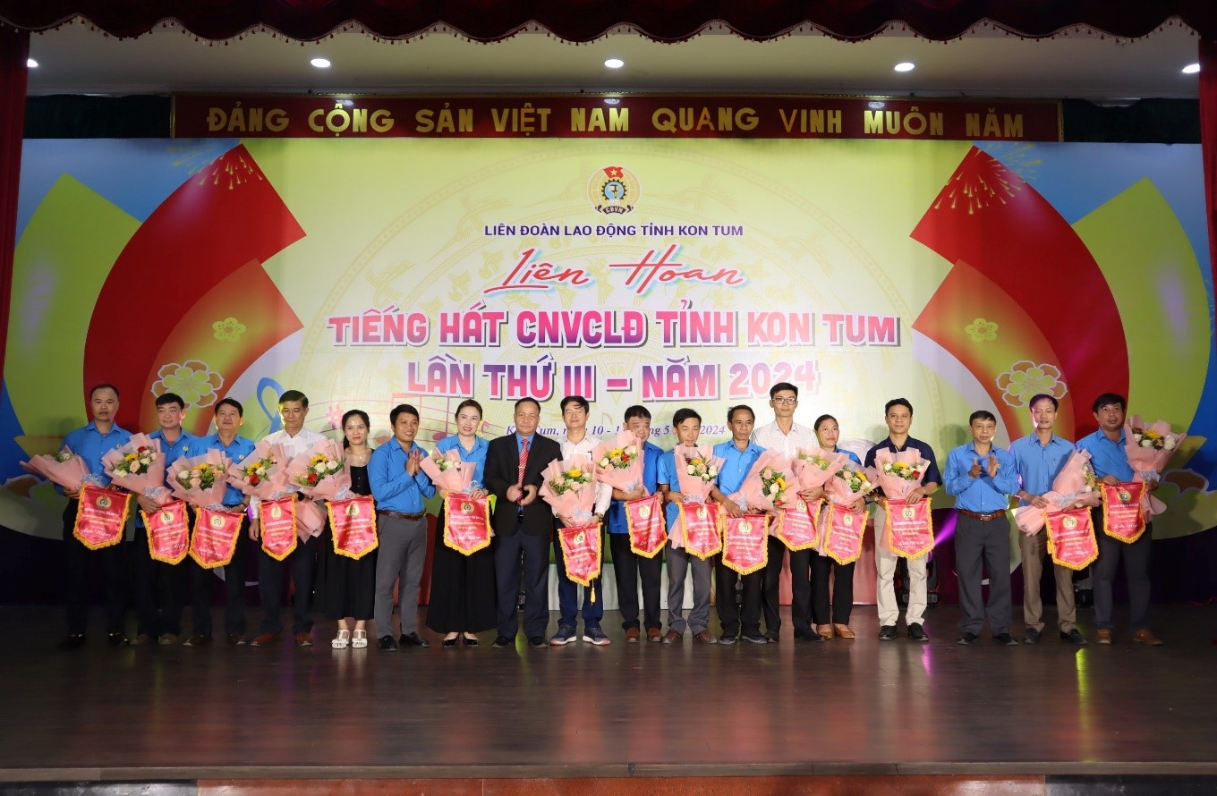 CẢM NHẬN TỪ LIÊN HOAN TIẾNG HÁT CNVCLĐ TỈNH KON TUM