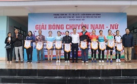 Khai mạc giải bóng chuyền nam, nữ huyện Ngọc Hồi năm 2022