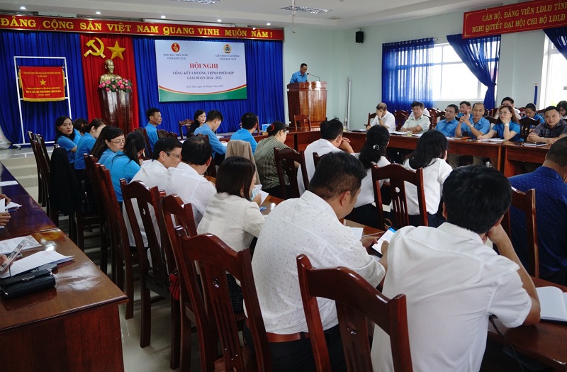Tổng kết Chương trình phối hợp giữa Liên đoàn Lao động tỉnh và Kho bạc Nhà nước tỉnh