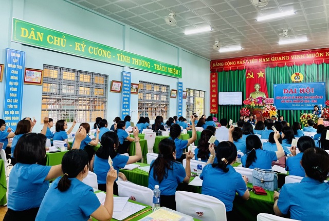 ĐẠI HỘI CÔNG ĐOÀN TRƯỜNG THCS NGUYỄN DU, ĐẮK TÔ NHIỆM KỲ 2023-2028