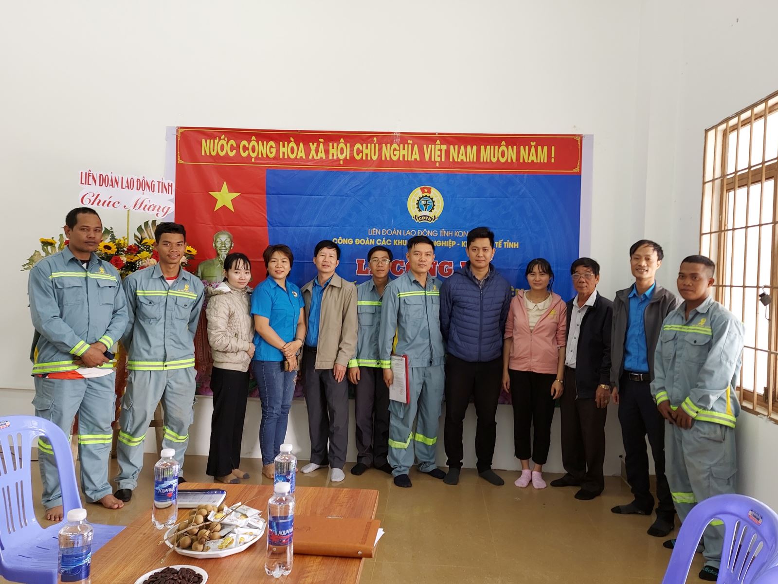 Công đoàn các Khu công nghiệp – Khu kinh tế tỉnh kết nạp đoàn viên, thành lập Công đoàn cơ sở doanh nghiệp ngoài nhà nước