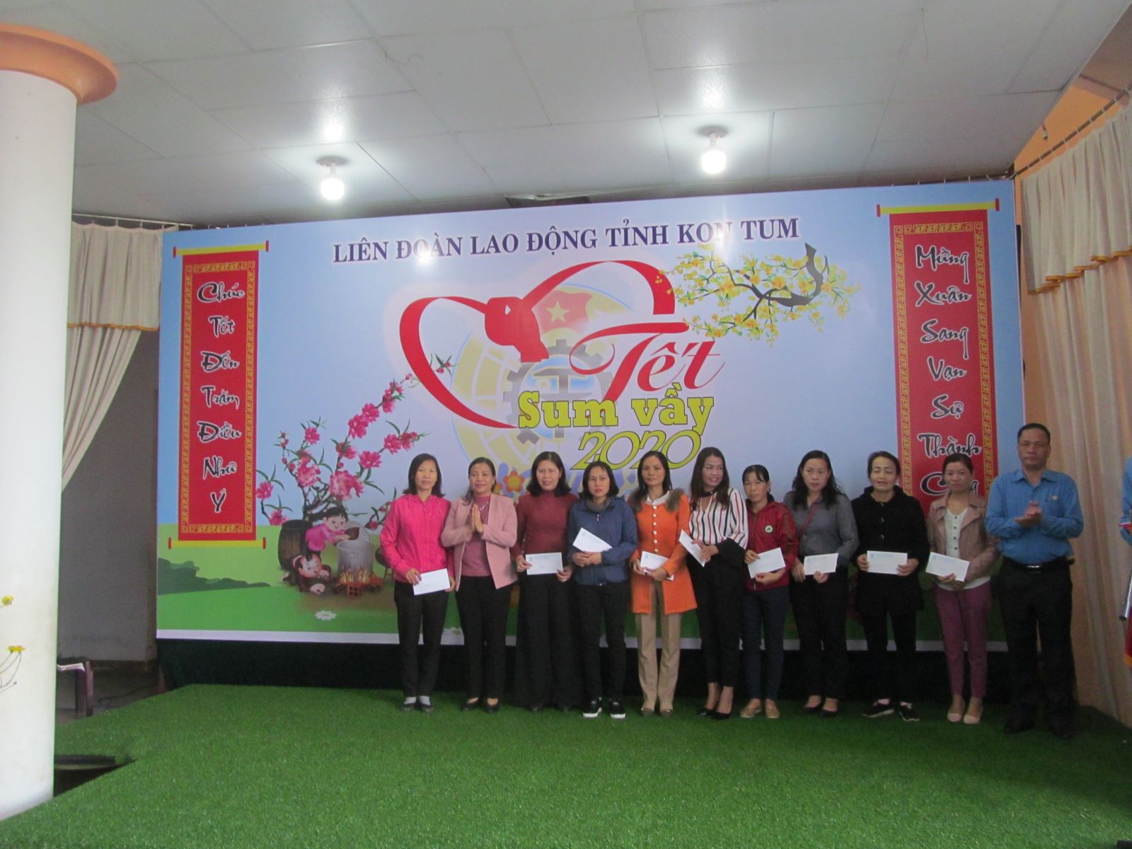 Liên đoàn Lao động tỉnh Kon Tum tổ chức Chương trình “Tết Sum vầy” xuân Canh Tý năm 2020